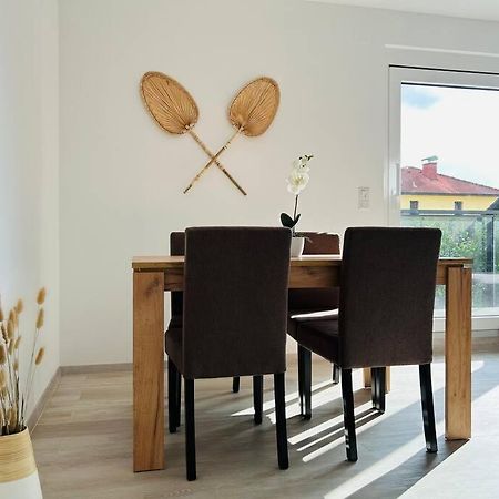 Sunny Modern Apartment With Balcony - Free Parking Відень Екстер'єр фото